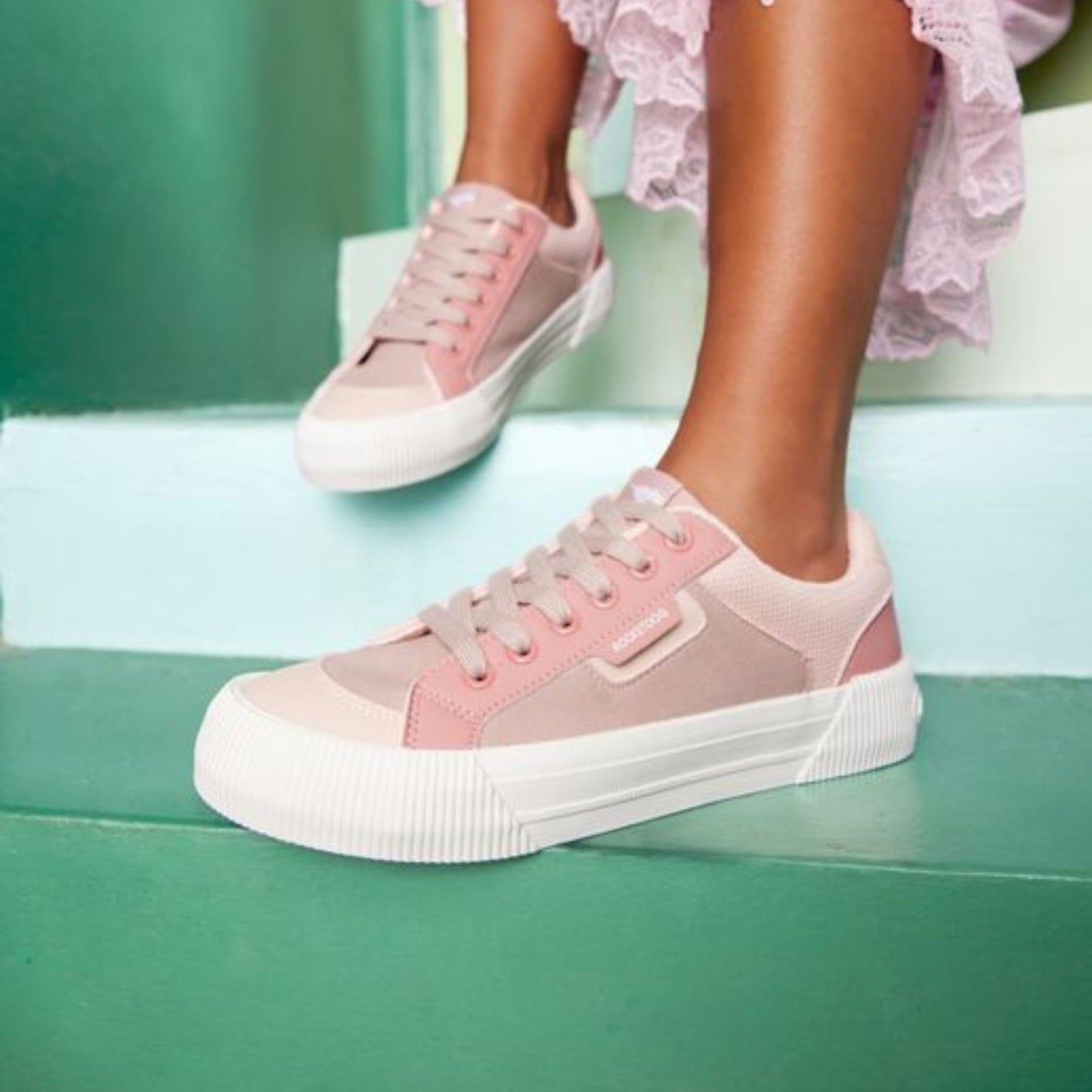 Cheery Mauve Color Block Sneaker