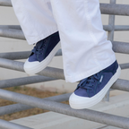 Women's corduroy sneaker, playful and comfortable – Rocket Dog Cheery