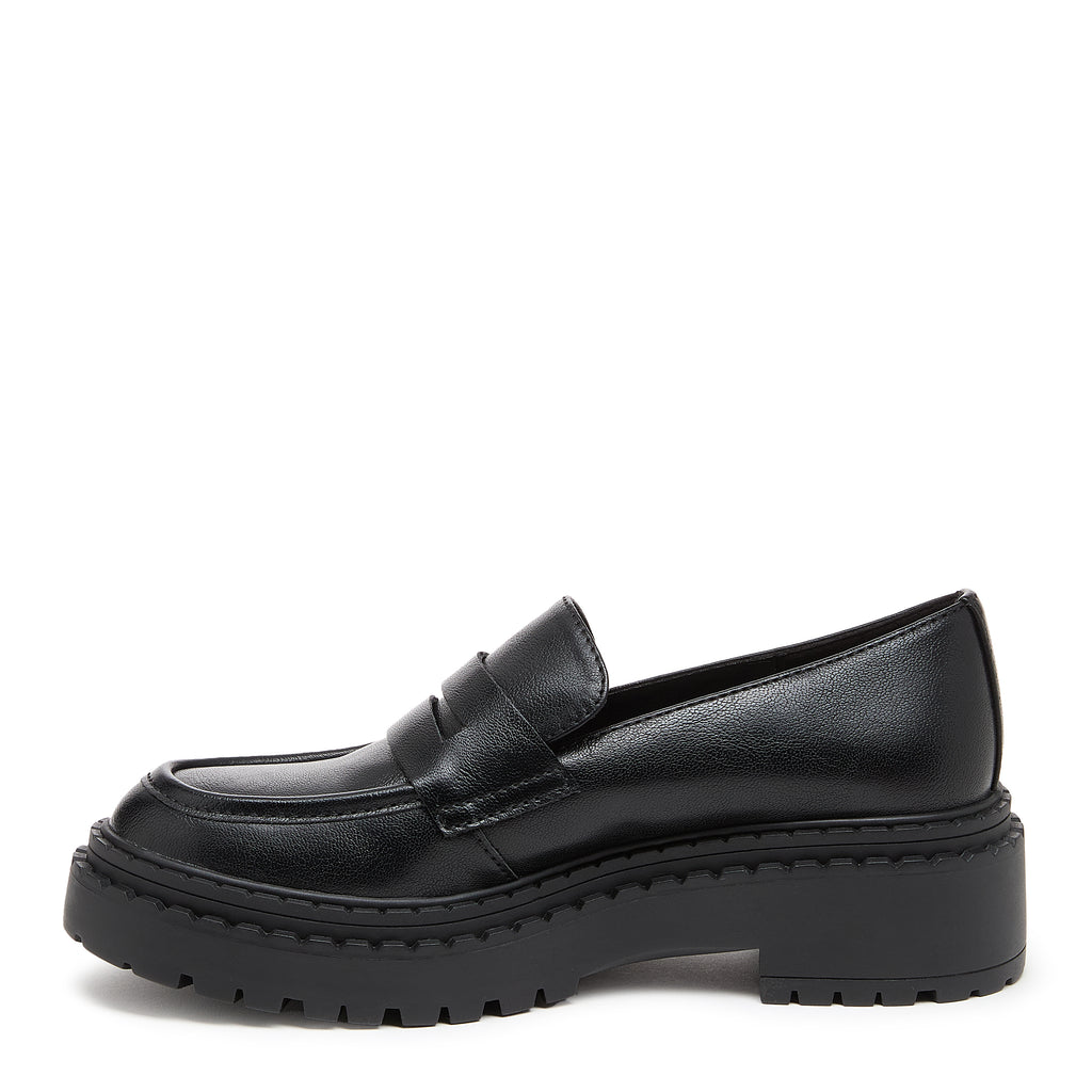 Lug sole loafer with cushioned footbed, women's casual style – Rocket Dog Perry