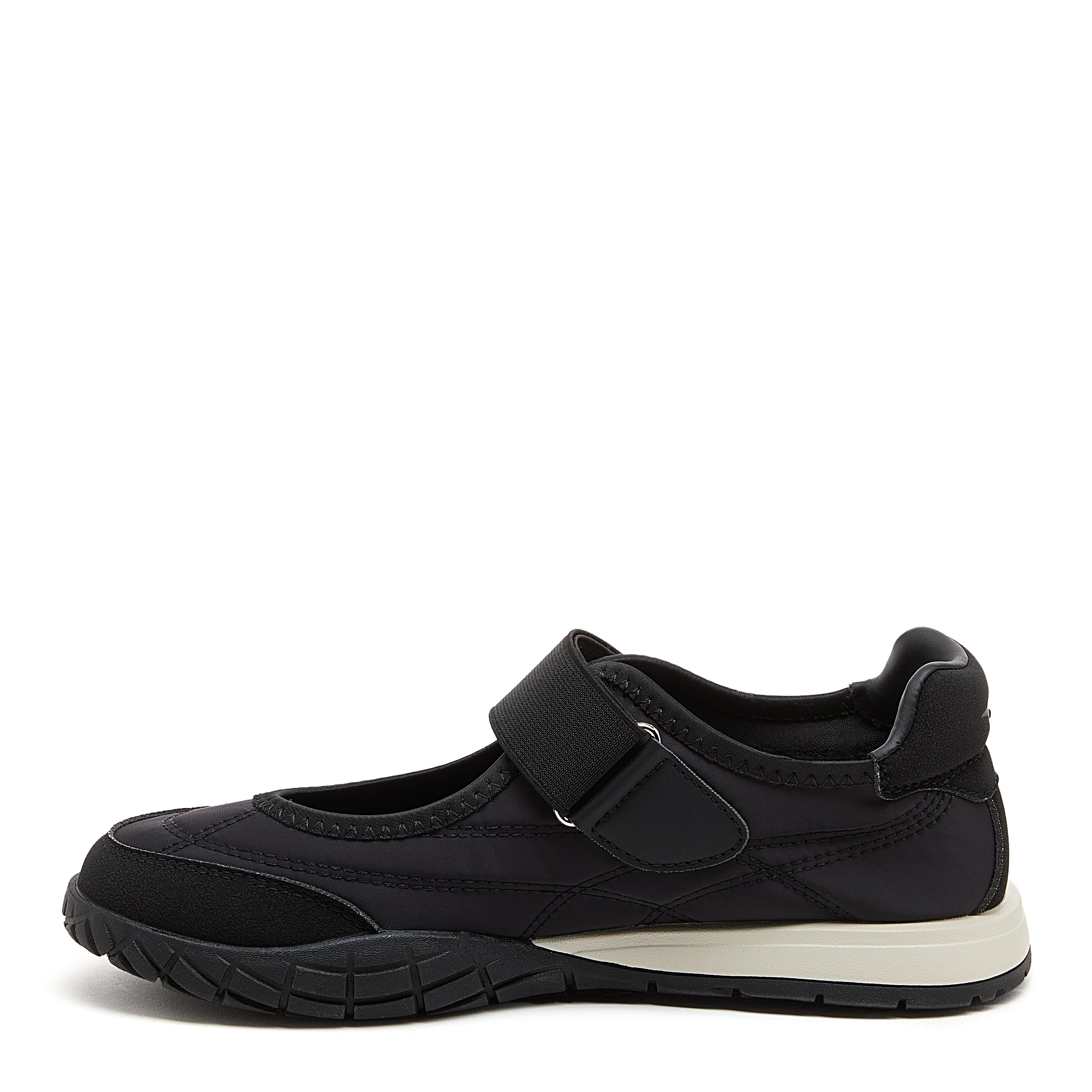 Black sneaker with cushioned footbed, women's playful style – Rocket Dog Rex
