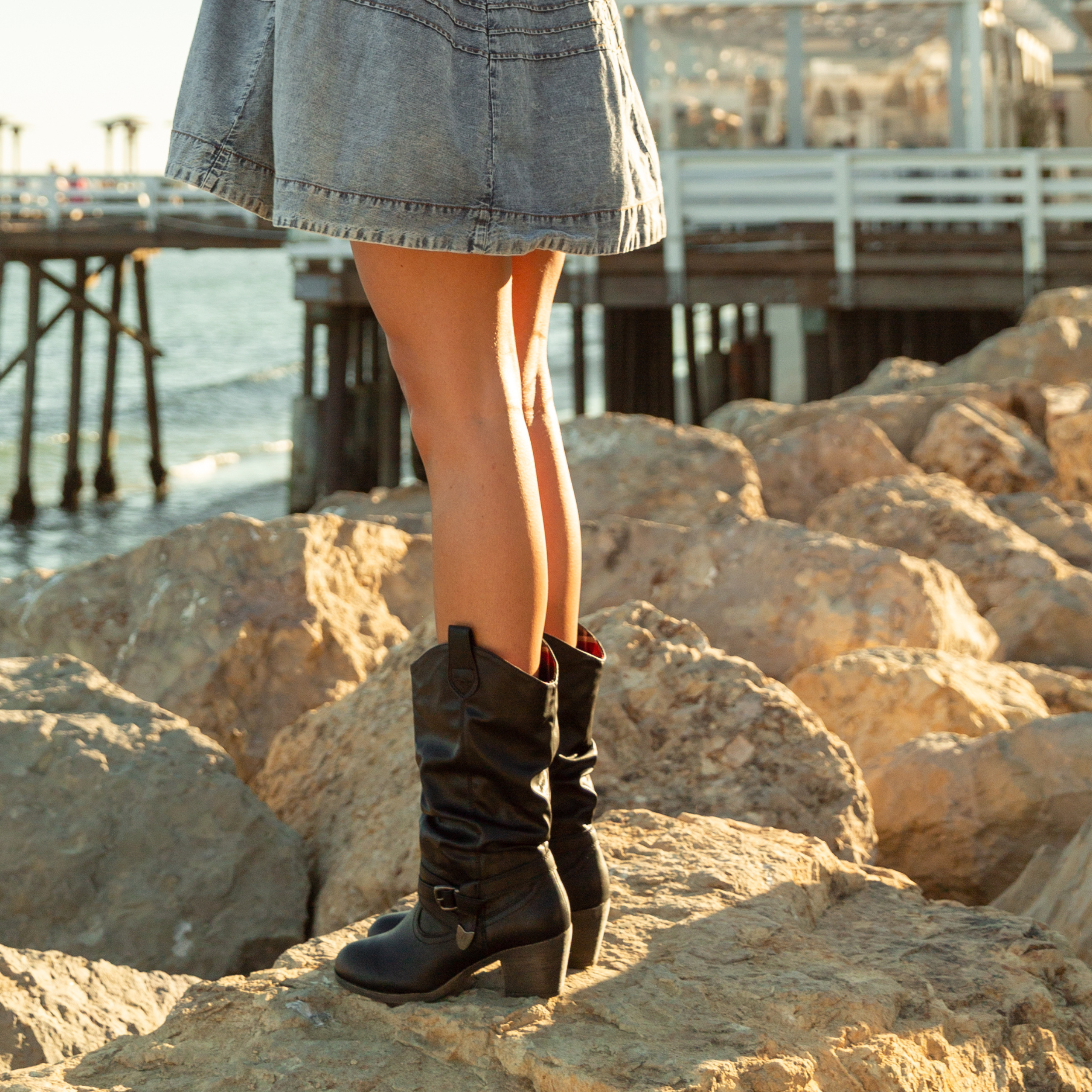 Women's black western boot, everyday and comfortable – Rocket Dog Sidestep