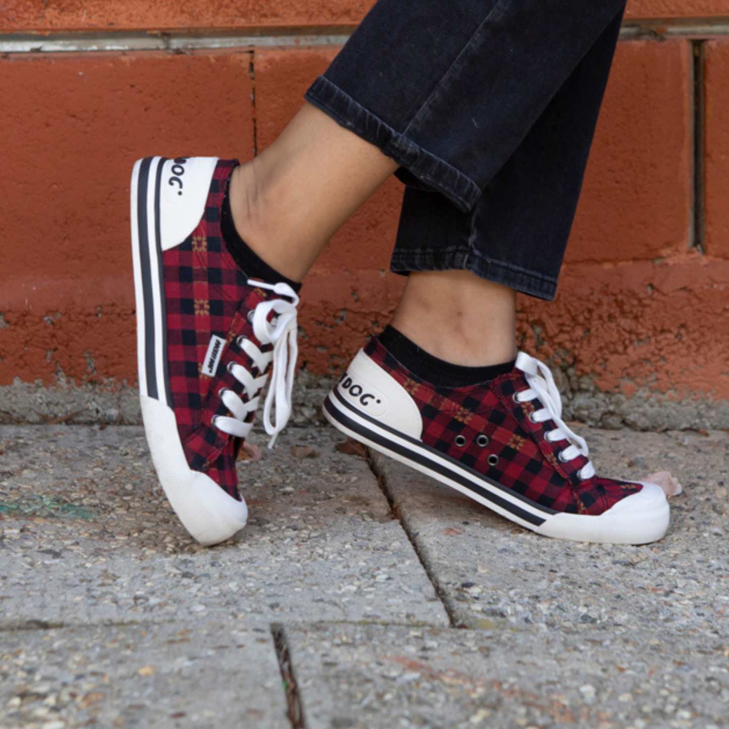Jazzin Red Plaid Floral Sneaker