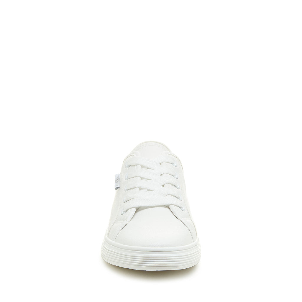 Toe view of the Zandra White sneaker
