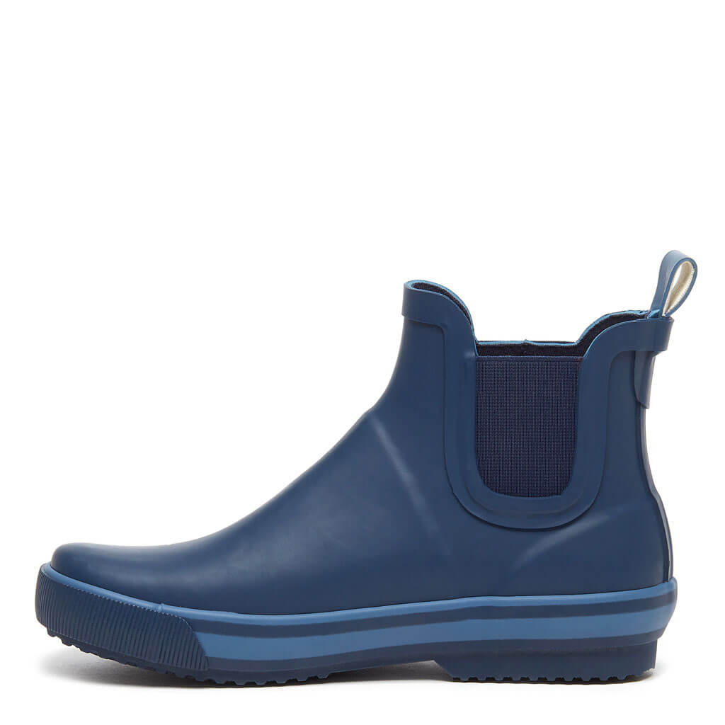 Blue bootie with cushioned footbed, women's casual style – Rocket Dog Rainbow